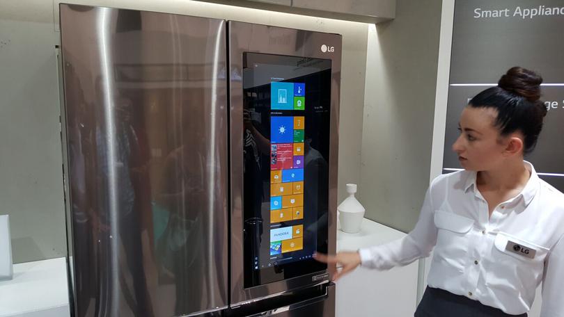 Smart refrigerator with touch screen - Hands On With LG's Cool New Smart Refrigerator