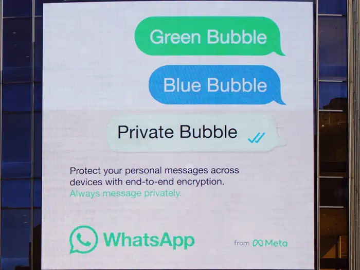 green bubble blue bubble text message - Mark Zuckerberg Blasts Apple's IMessage for Green and Blue Bubbles ...