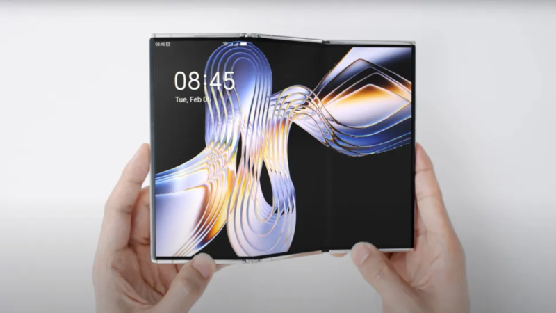 Triple fold smartphone concept - Watch: Tecno Reveals Tri-Fold Phantom Ultimate 2 Concept Phone ...