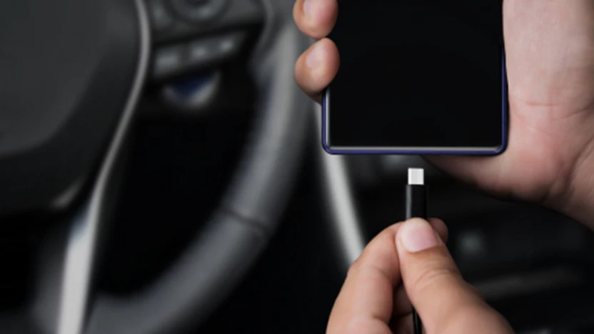 Connecting smartphone to car USB port - USB Cable for Android Auto: How to Choose and Use - Anker US